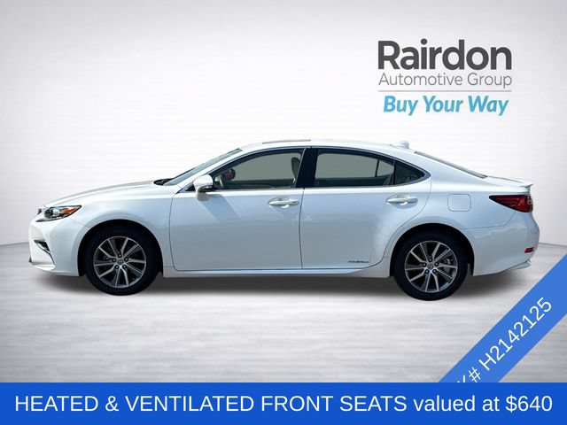Used 2017 Lexus ES 300h w/ Navigation System Package FWD image 4