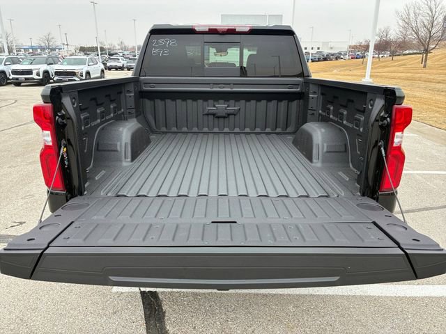New 2026 Chevrolet Silverado 1500 High Country w/ Midnight Edition AWD/4WD image 16