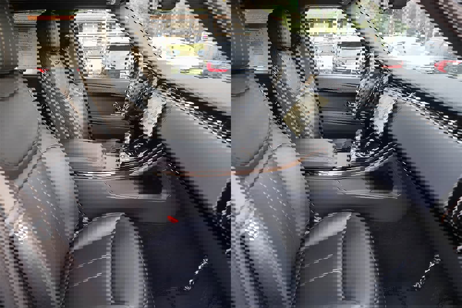 New 2026 Land Rover Range Rover Sport Dynamic SE image 14