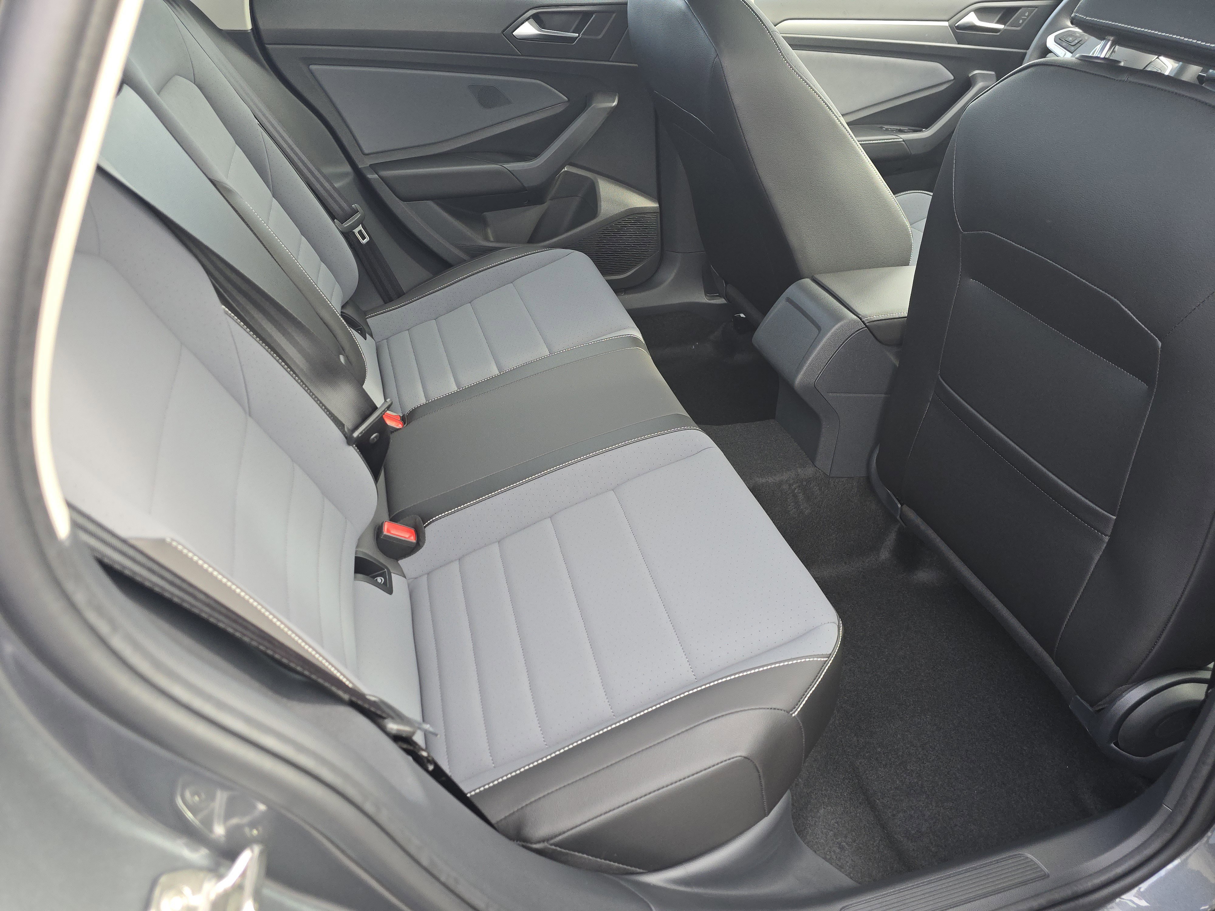 New 2026 Volkswagen Jetta SE image 15