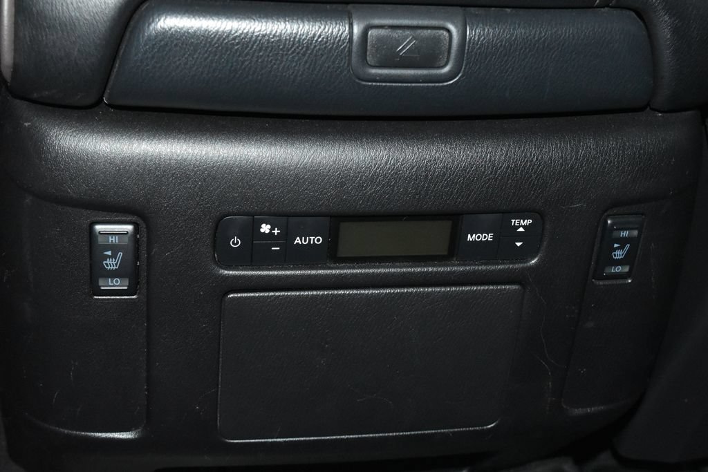 Used 2021 Nissan Armada Platinum w/ Captain's Chairs Package AWD/4WD image 30