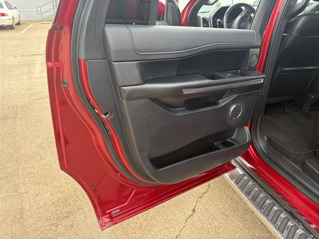 Used 2019 Ford Expedition Max XLT w/ Equipment Group 202A image 16