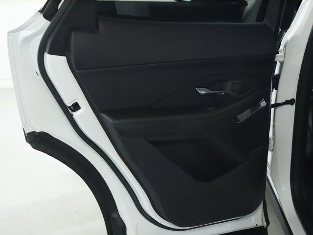 Used 2020 Jaguar E-PACE image 31