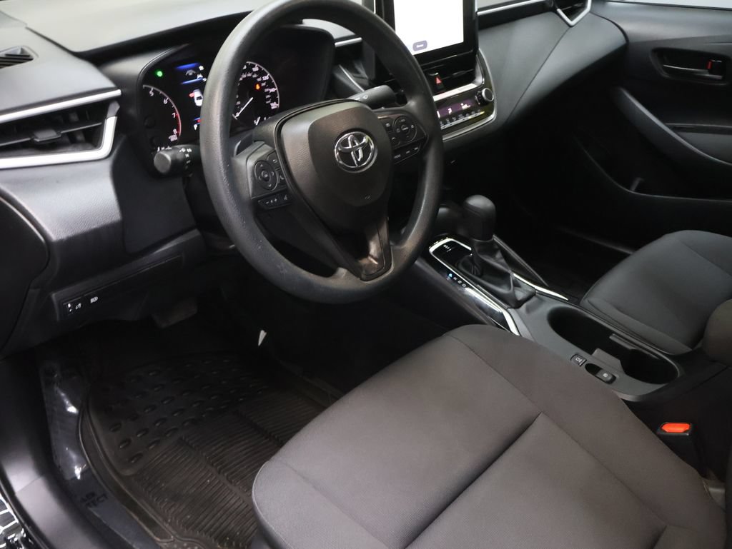 Used 2024 Toyota Corolla LE FWD image 18