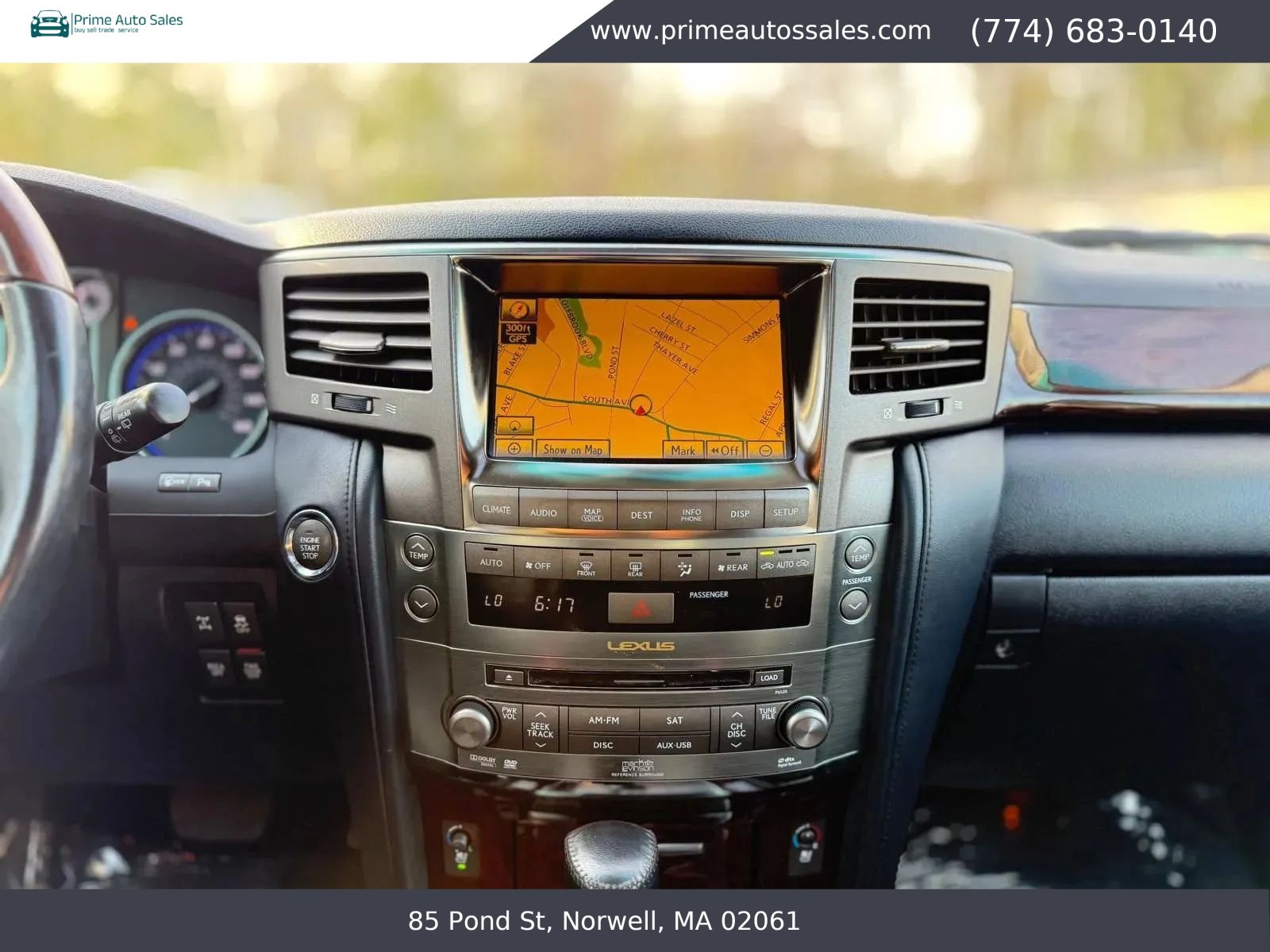Used 2011 Lexus LX 570 4WD w/ Luxury Pkg image 23