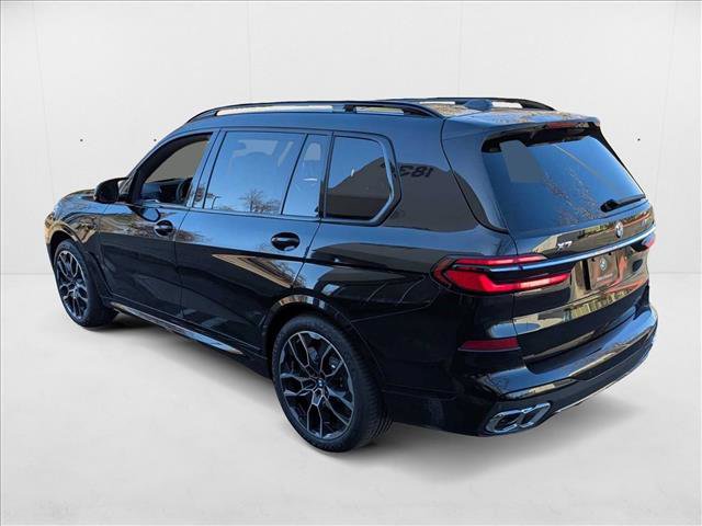 Used 2025 BMW X7 M60i w/ Climate Comfort Package image 8