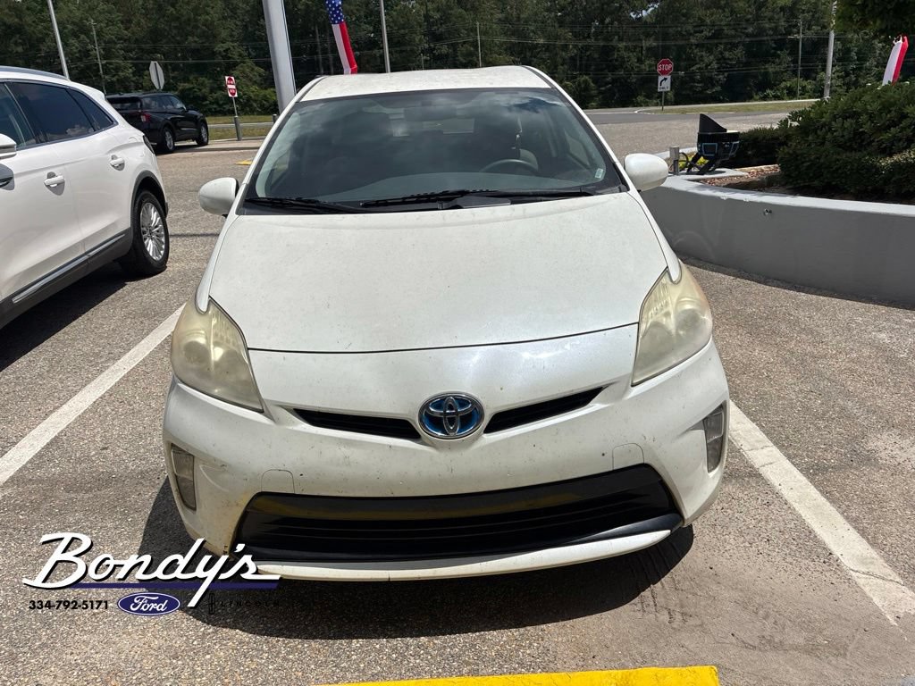 Used 2013 Toyota Prius Two FWD image 2