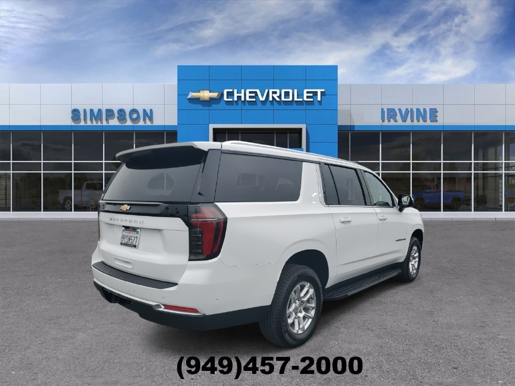 Used 2026 Chevrolet Suburban LS RWD image 8
