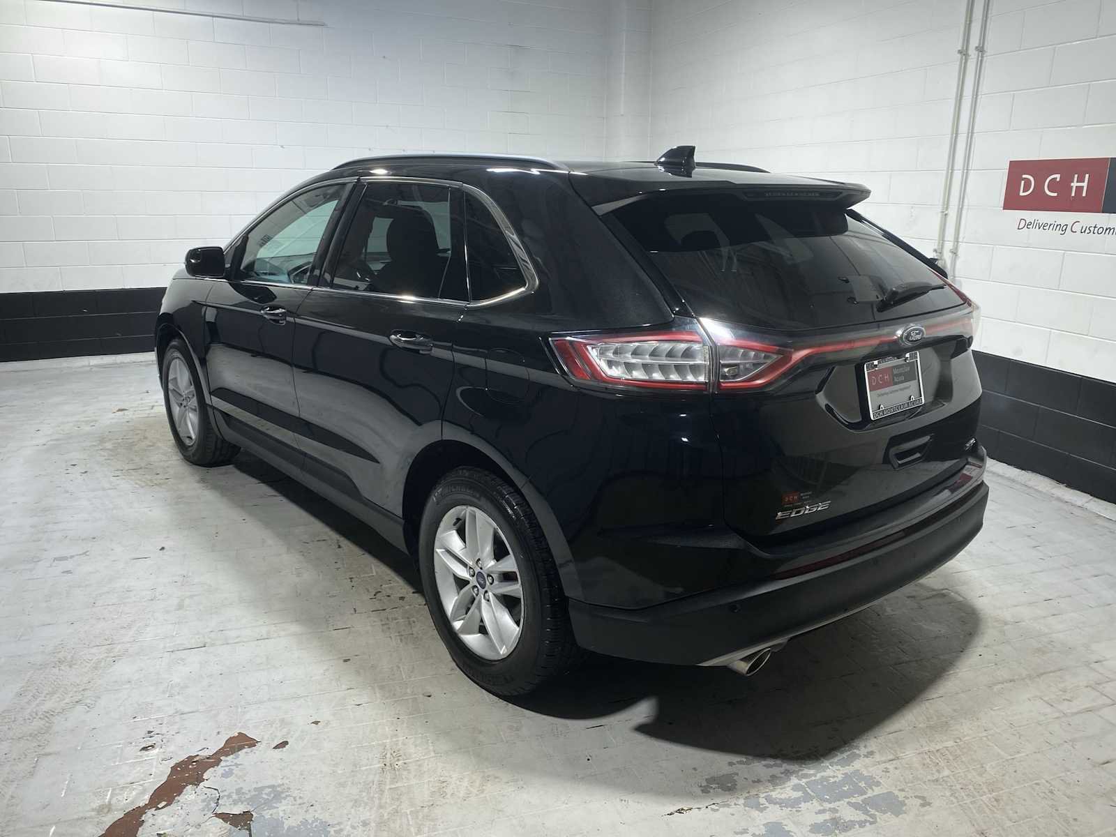 Used 2015 Ford Edge SEL image 4