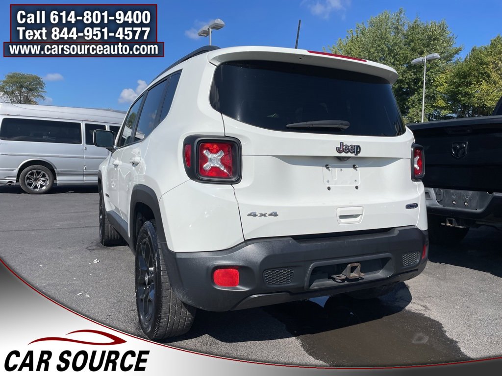 Used 2018 Jeep Renegade Latitude w/ Cold Weather Group image 5
