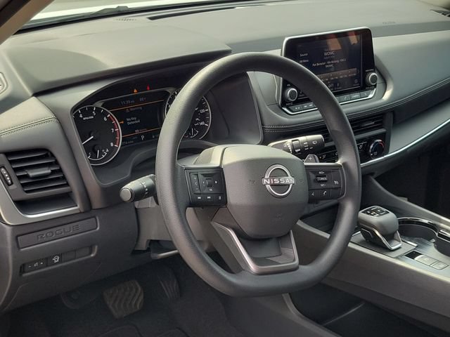 Certified 2025 Nissan Rogue S AWD/4WD image 8
