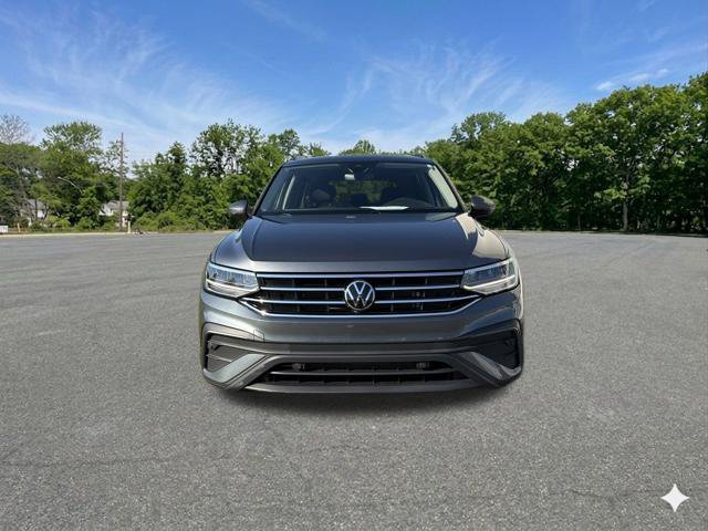 Used 2023 Volkswagen Tiguan S AWD/4WD image 3
