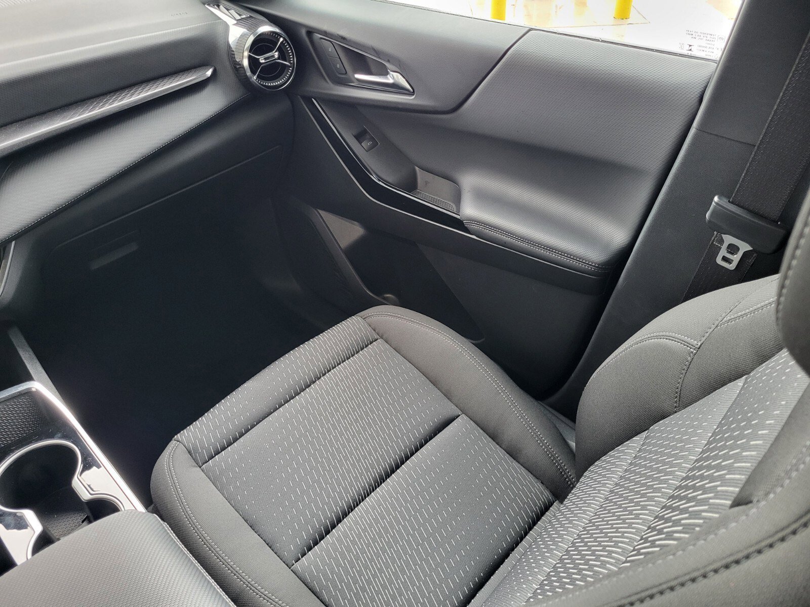 Used 2026 Chevrolet Equinox LT w/ Safety and Technology Package image 14