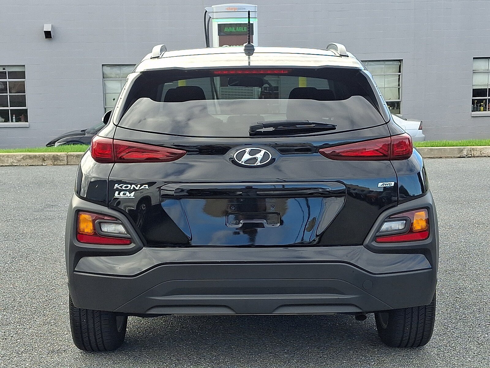 Used 2018 Hyundai Kona SEL AWD/4WD image 6