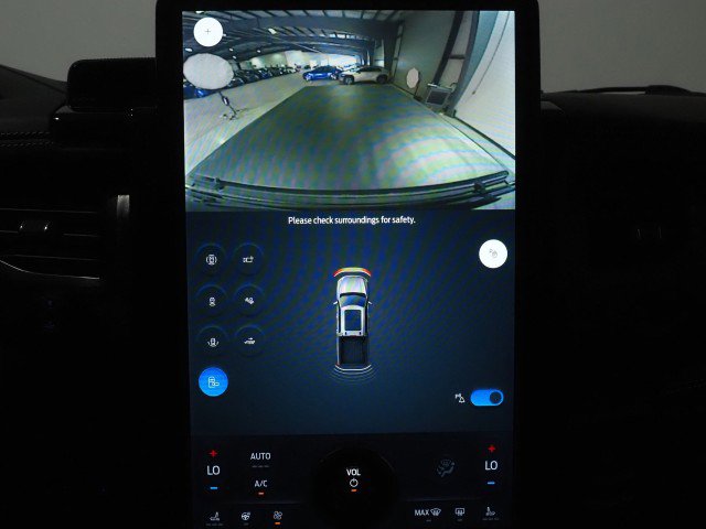 Used 2024 Ford F150 Lightning Platinum AWD/4WD image 35