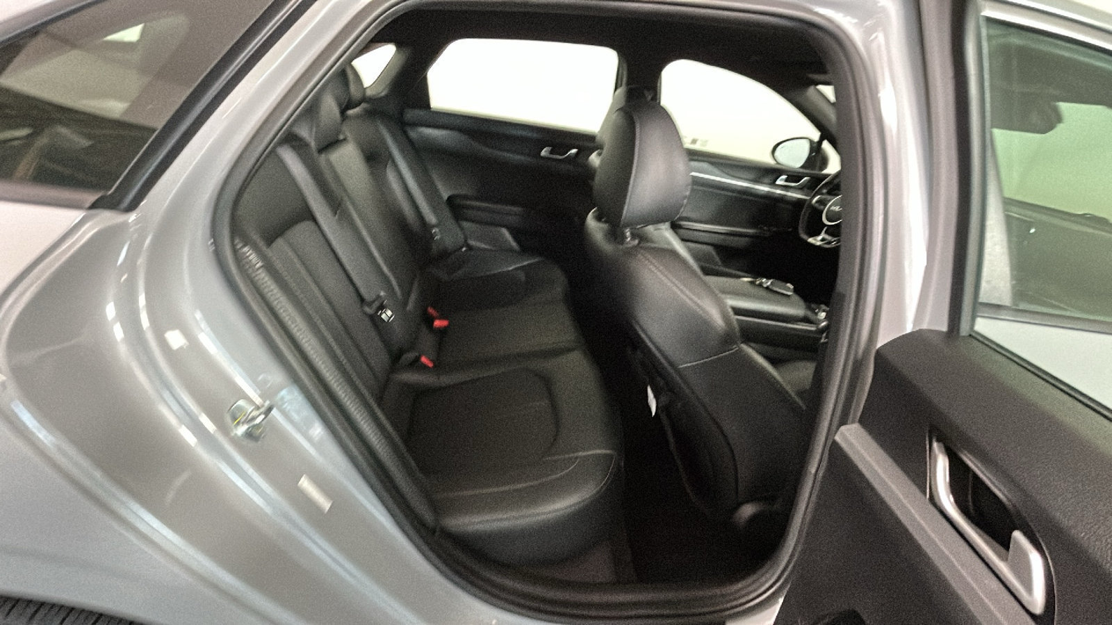 Used 2022 Kia K5 GT-Line FWD image 37