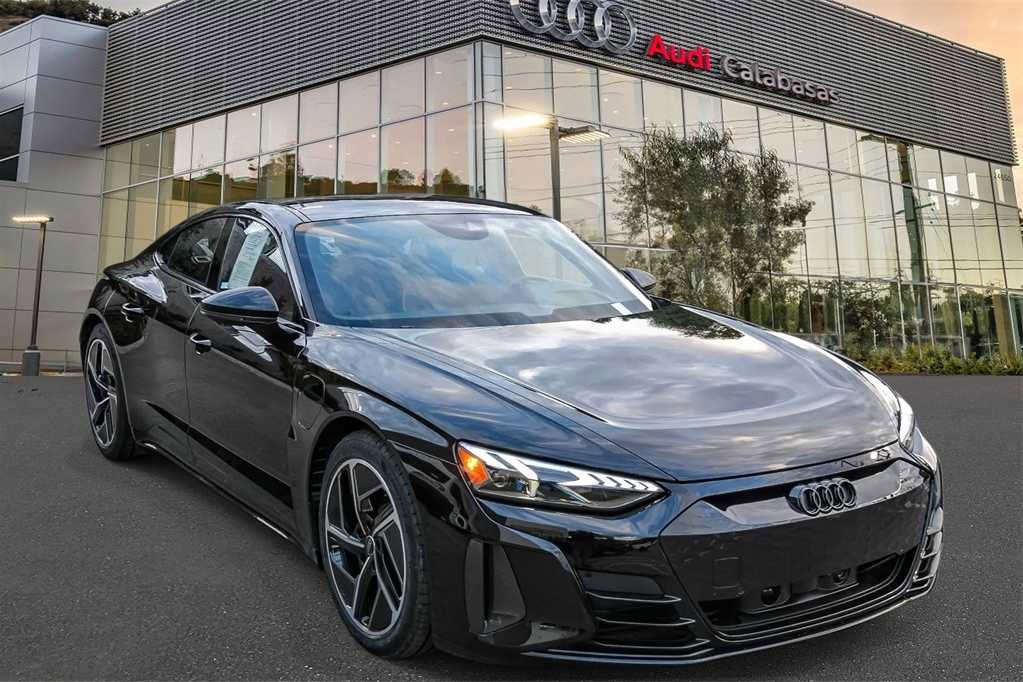 Used 2024 Audi RS e-tron GT w/ Carbon Performance Package image 5