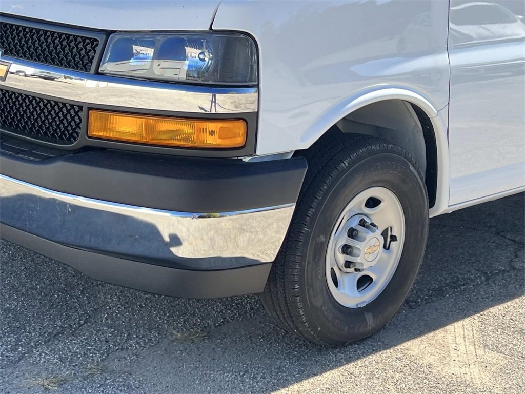 New 2025 Chevrolet Express 2500 w/ Communications Package image 8