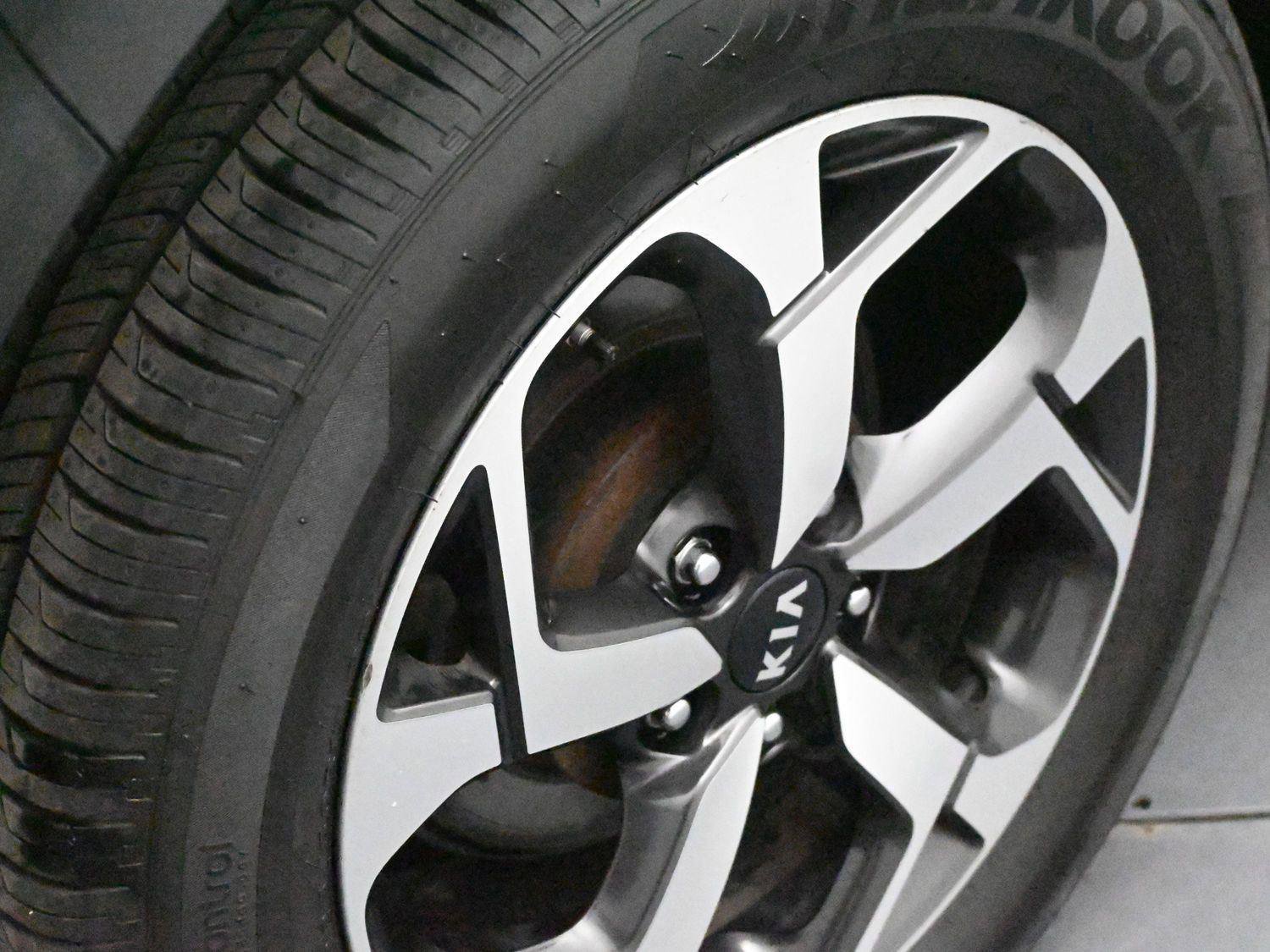 Used 2022 Kia Sportage LX AWD/4WD image 13
