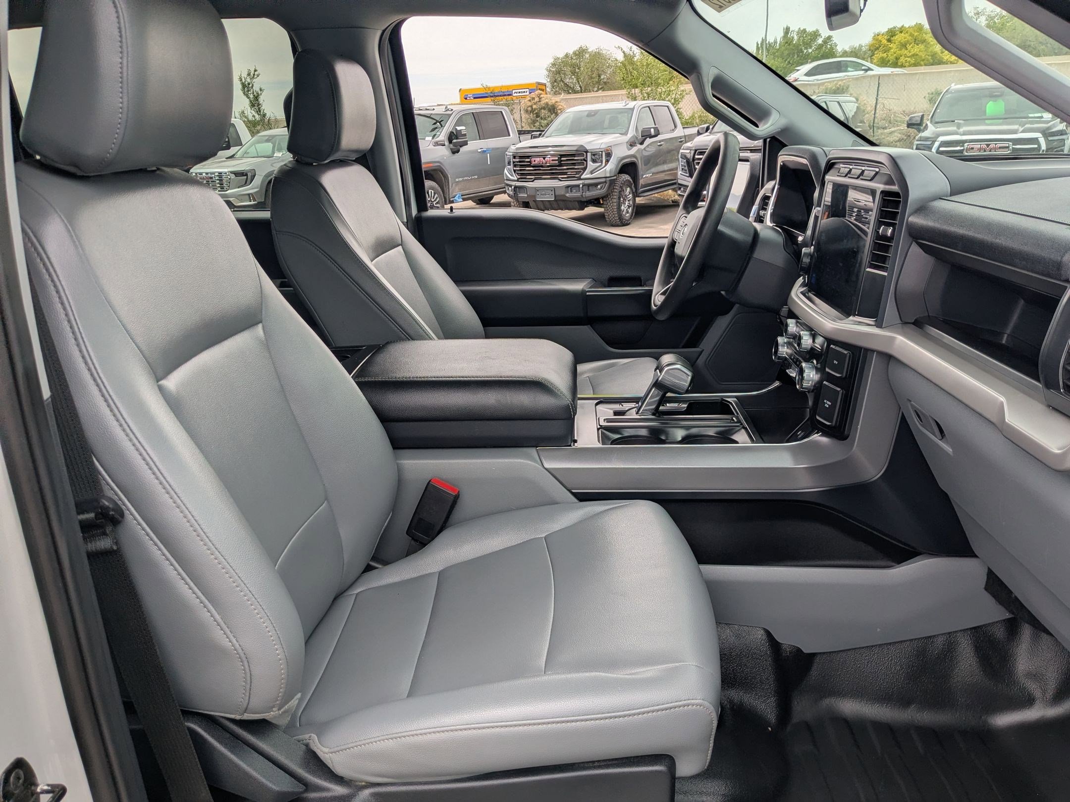 Used 2023 Ford F150 Lightning Pro w/ Tow Technology Package AWD/4WD image 30