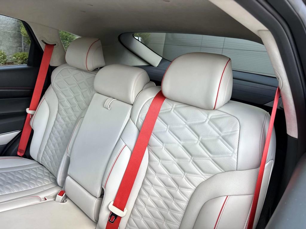 Used 2025 Genesis GV80 3.5T image 27