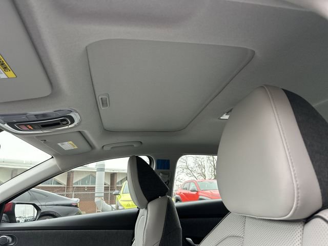 New 2026 Hyundai Elantra Limited image 35