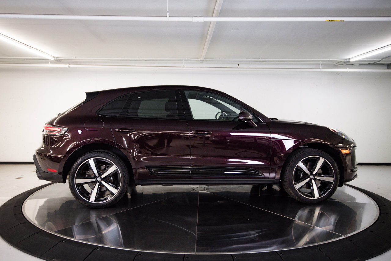 Certified 2026 Porsche Macan S AWD/4WD image 8