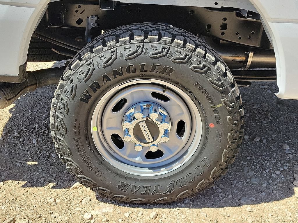 New 2026 Ford F250 XL w/ XL Off-Road Package AWD/4WD image 14