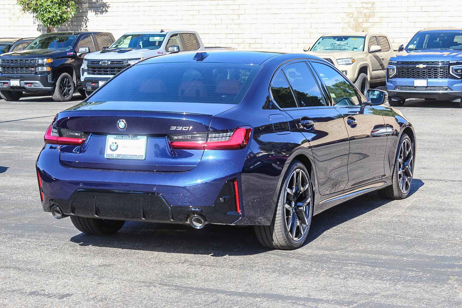 New 2026 BMW 330i Sedan w/ M Sport Package image 6