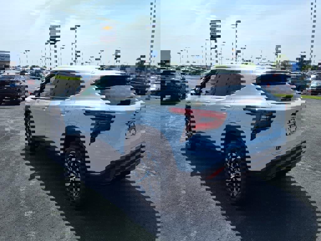 New 2025 Chevrolet Trax RS w/ Driver Confidence Package image 6