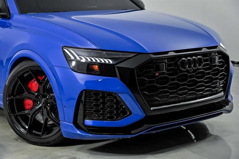 Used 2021 Audi RS Q8 AWD/4WD image 3