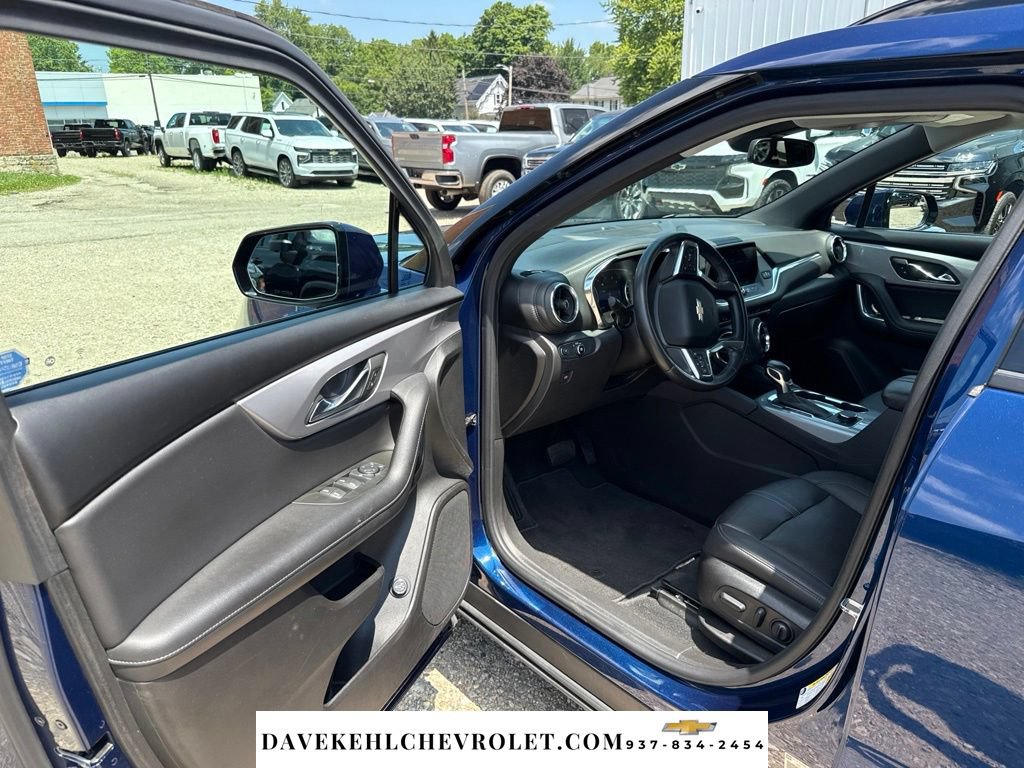 Used 2022 Chevrolet Blazer LT FWD image 12