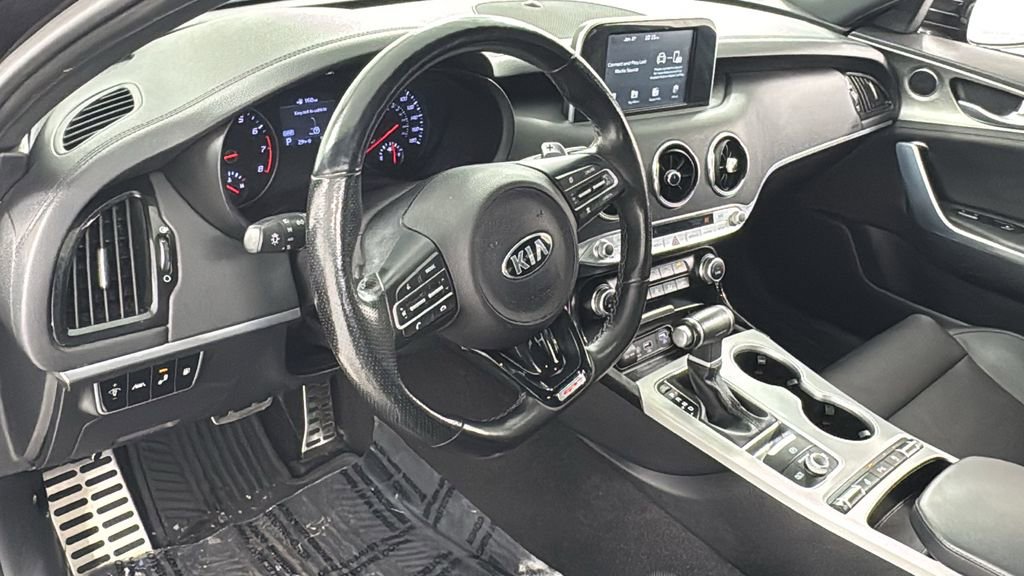 Used 2018 Kia Stinger GT image 35