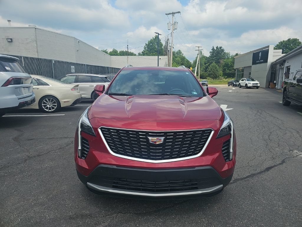 Used 2019 Cadillac XT4 Premium Luxury AWD/4WD image 2
