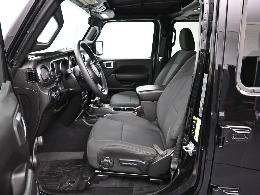 Used 2022 Jeep Wrangler Unlimited Sport AWD/4WD image 14