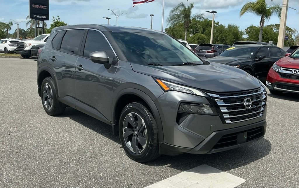 Used 2026 Nissan Rogue SV FWD image 9