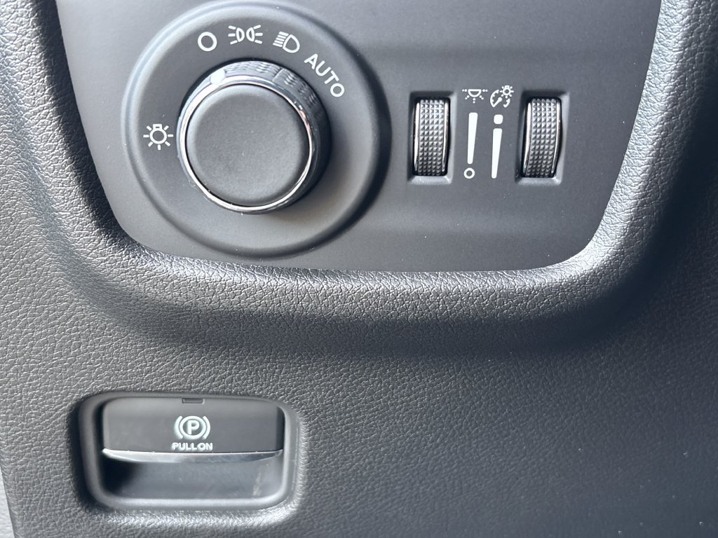 New 2027 Jeep Grand Cherokee 4WD image 34