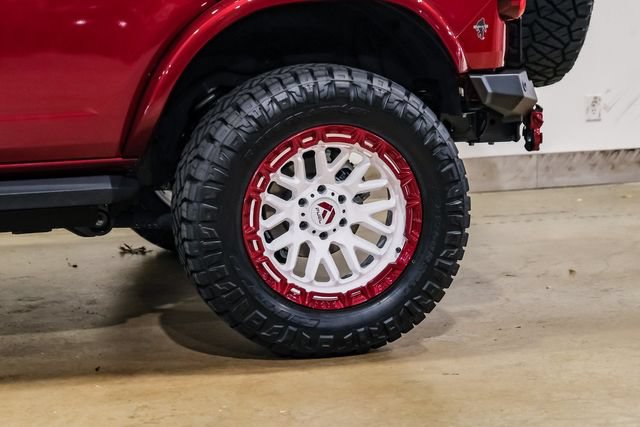 Used 2025 Ford Bronco Heritage Edition AWD/4WD image 46