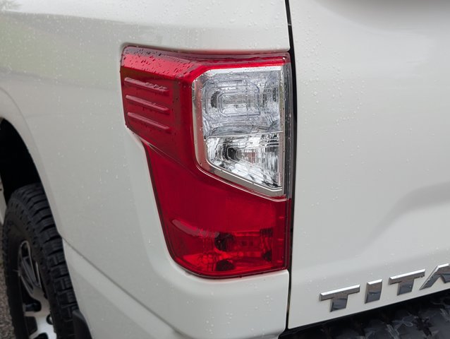 Used 2024 Nissan Titan SV w/ SV Convenience Package AWD/4WD image 24