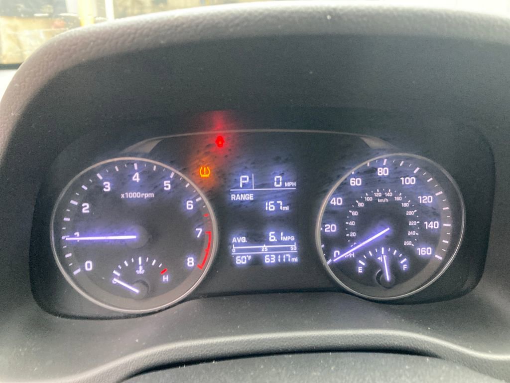 Used 2017 Hyundai Elantra SE w/ Cargo Package image 19