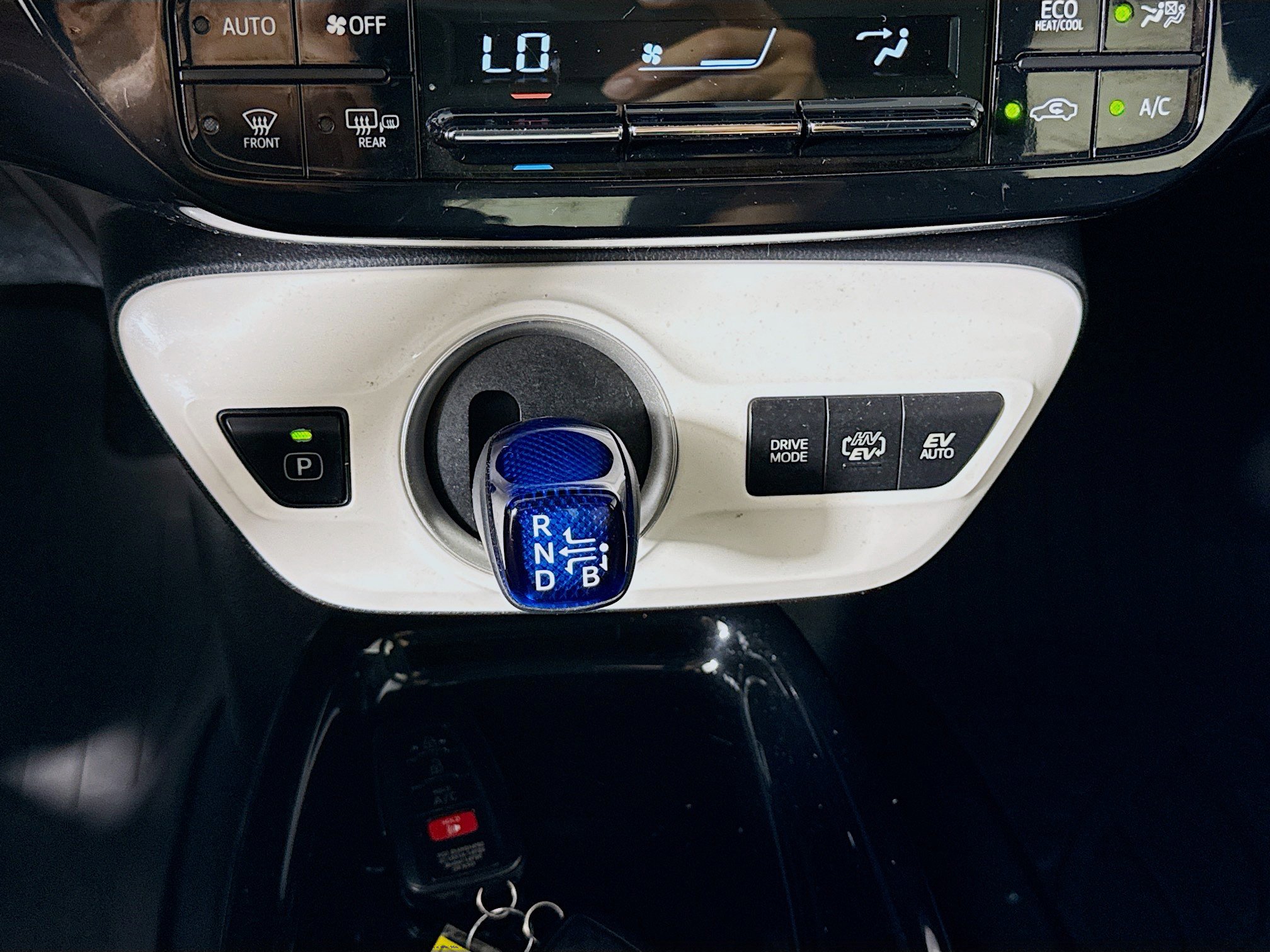 Certified 2017 Toyota Prius Prime Plus FWD image 18