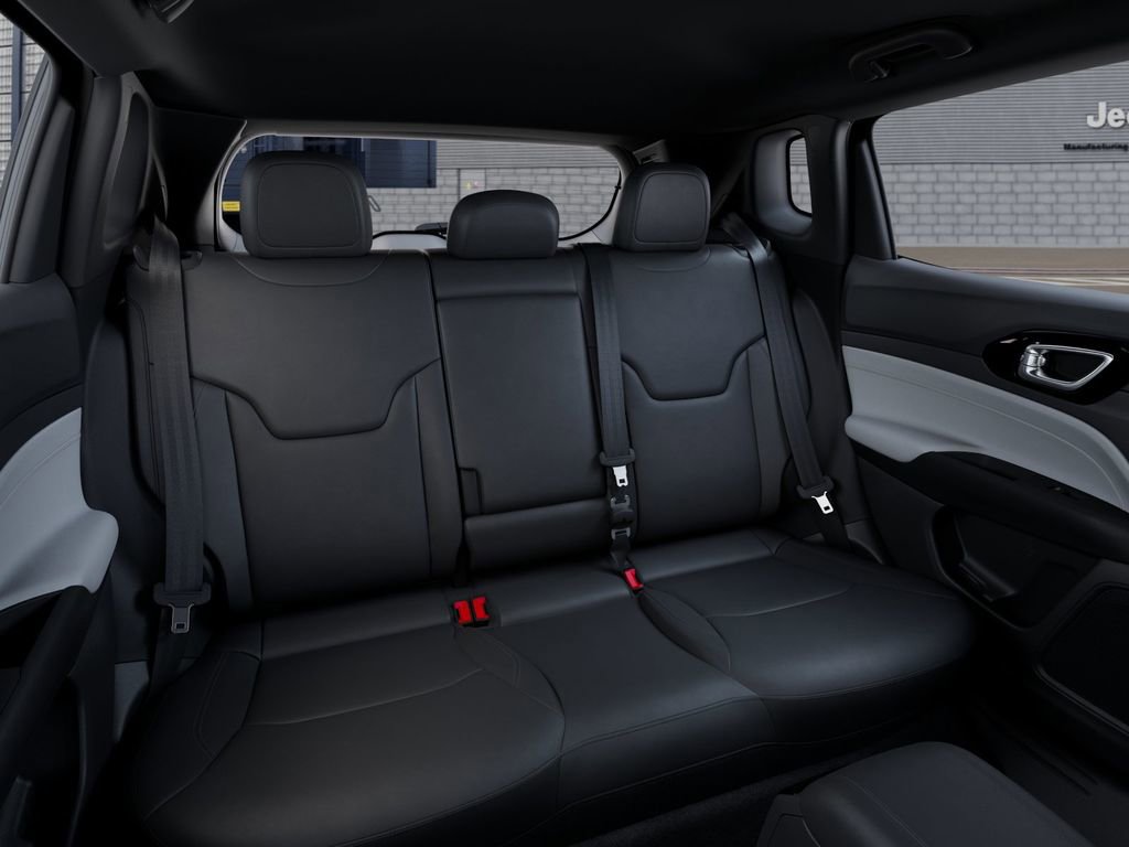 New 2026 Jeep Compass Limited image 15