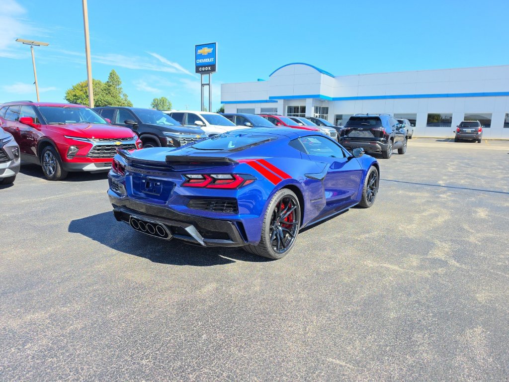 New 2027 Chevrolet Corvette Grand Sport w/ Z52 Sport Performance Package RWD image 7