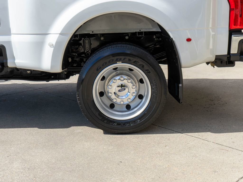 Used 2023 Ford F450 XLT w/ FX4 Off-Road Package AWD/4WD image 28