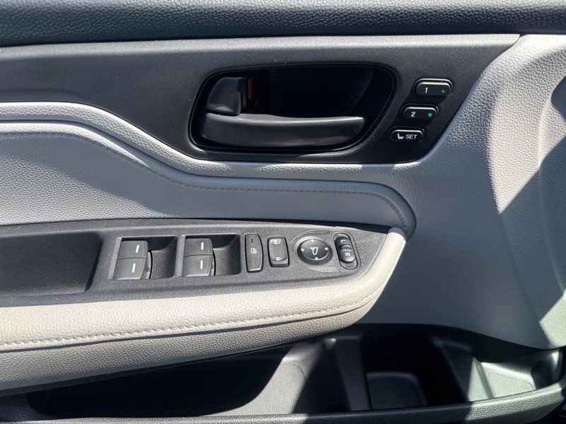 Used 2022 Honda Odyssey EX-L image 11