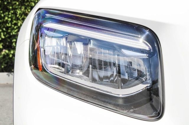 New 2025 Mercedes-Benz GLB 250 4MATIC image 4