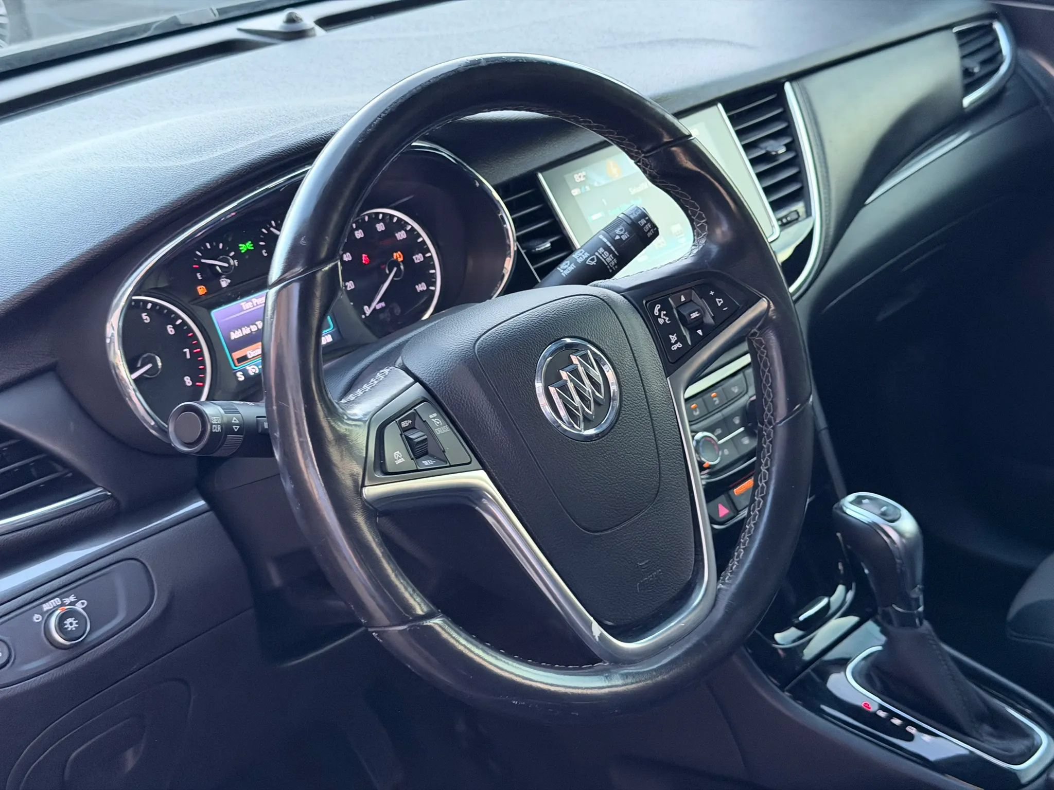 Used 2019 Buick Encore Preferred AWD/4WD image 35