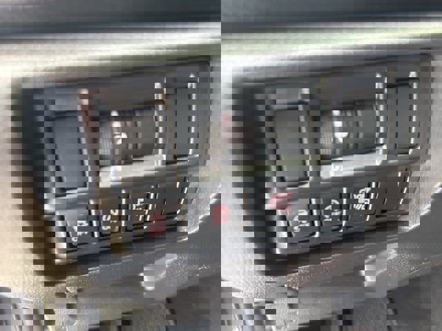 Used 2023 Subaru Crosstrek 2.0i Premium image 17