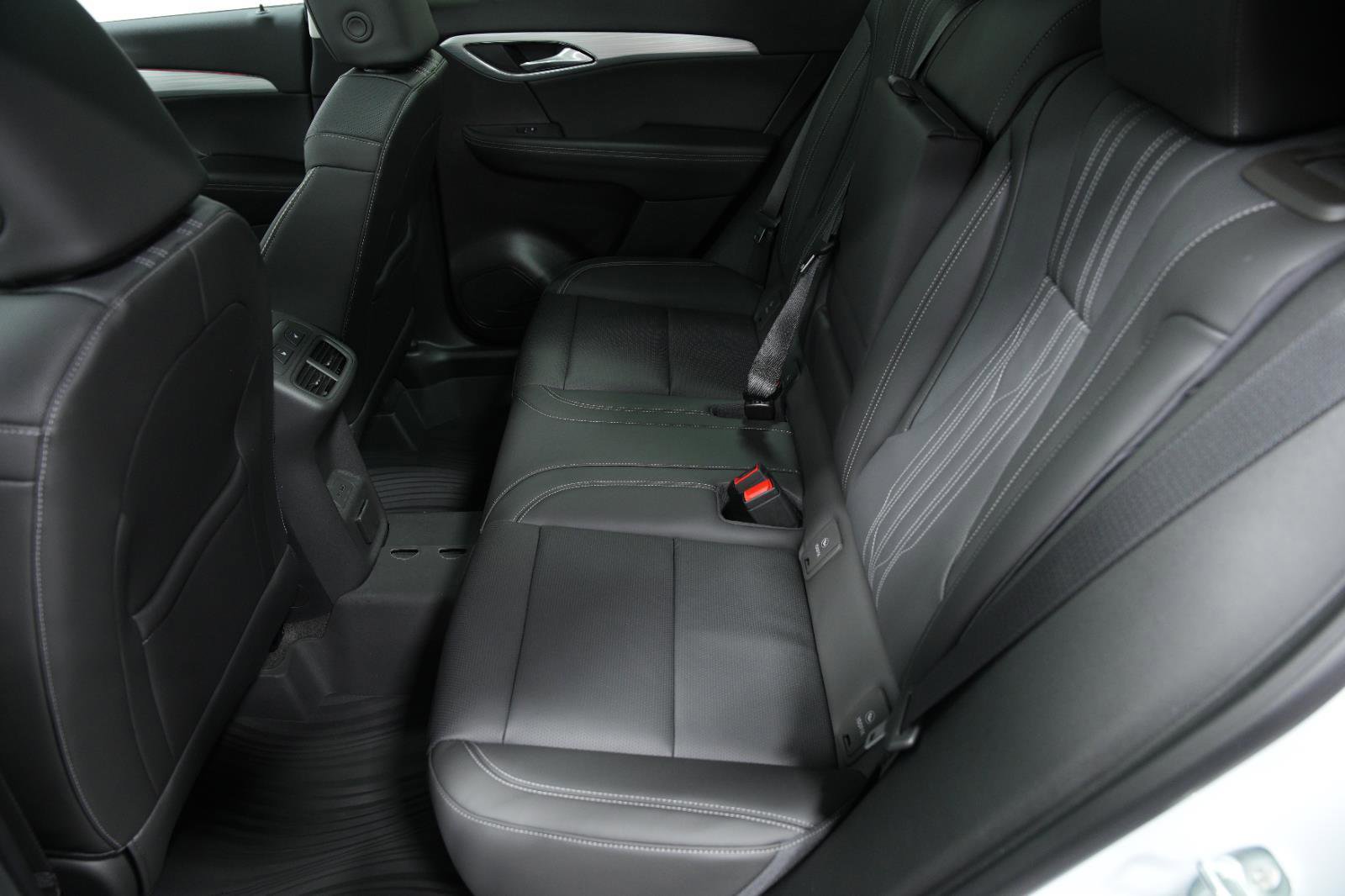 New 2026 Buick Envision Avenir image 22