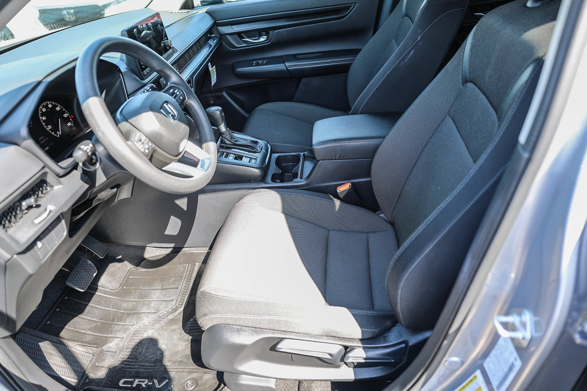 Certified 2025 Honda CR-V LX image 9